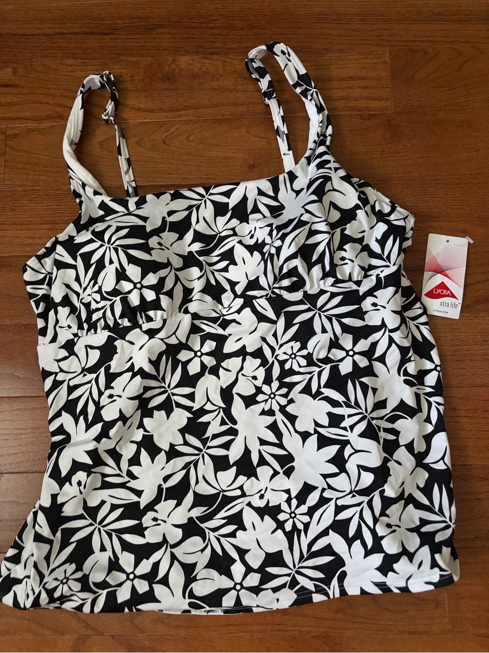NWT LANDS END Swim Top